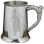 english-pewter-company-1pt-embossed-piper-tankard---silver-34473401