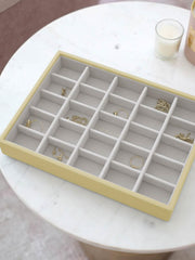 Couche de bibelots classique Stackers - Jaune beurre