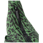 Sac à bandoulière Roka Belsize en toile de coton de taille moyenne - Vert artichaut d'animaux mélangés
