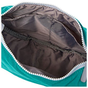 Sac à bandoulière Roka Farringdon Taslon - Bleu vue sur l'océan