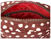 Sac à bandoulière en toile recyclée Roka Bond - Taches marron