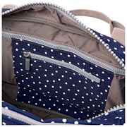 Petit sac de sport en toile recyclée Roka Gatwick - Bleu marine à pois